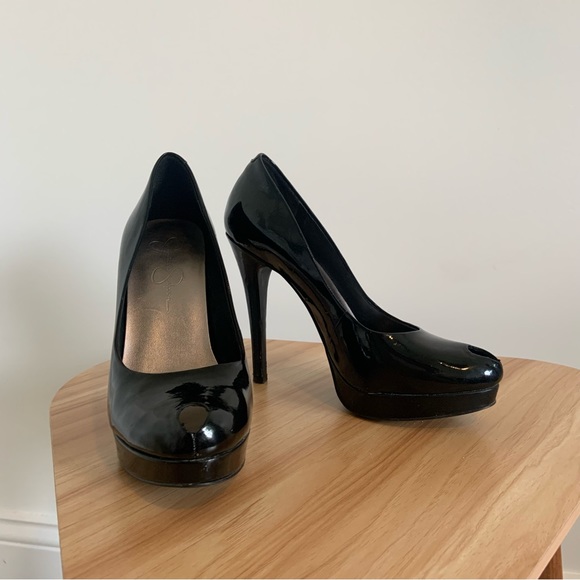 Jessica Simpson Black Peep Toe Heel - Picture 2 of 5